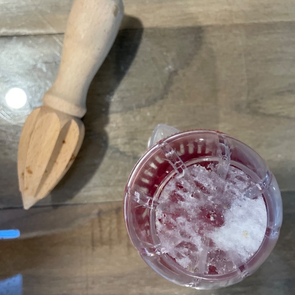 2-Piece Mixed Set of Juicers - Picture 4 of 8